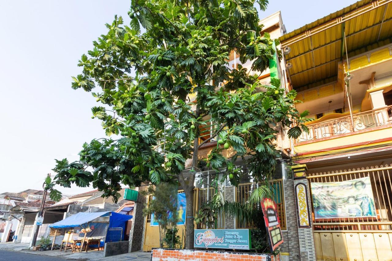 Homestay Gayatri Sawojajar Near Univ Negeri Malang Kampus 2 Mitra Reddoorz 外观 照片