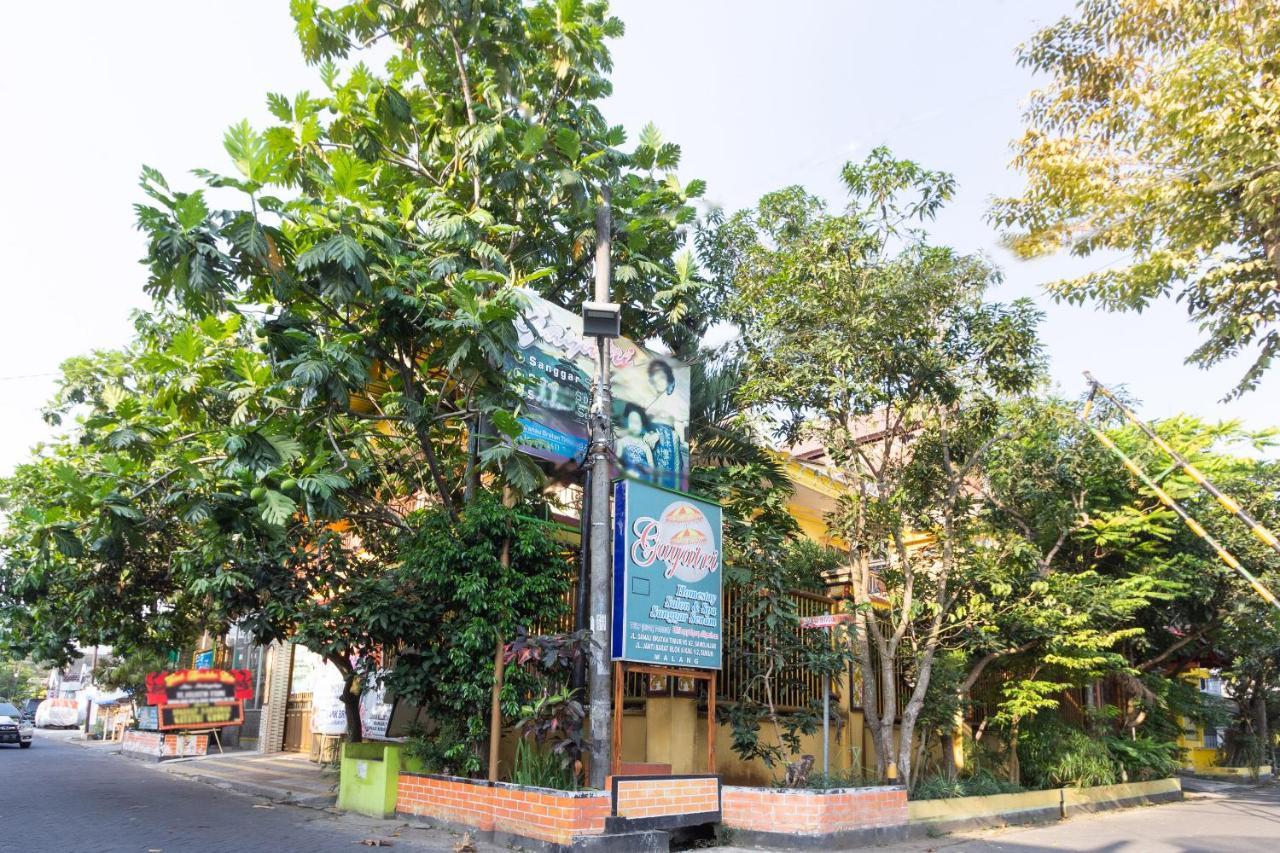 Homestay Gayatri Sawojajar Near Univ Negeri Malang Kampus 2 Mitra Reddoorz 外观 照片